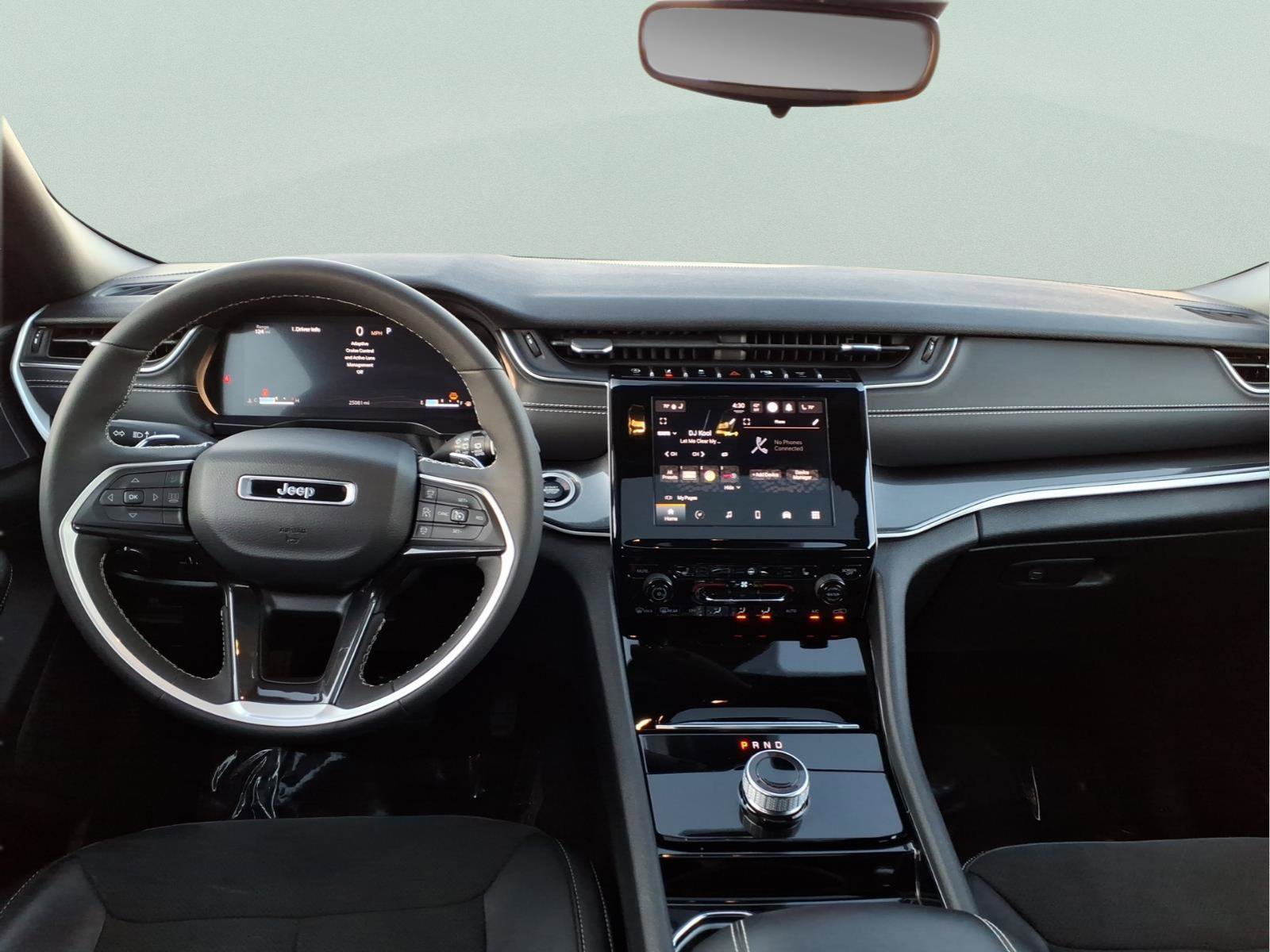 Used 2023 Jeep Grand Cherokee L Altitude image 13