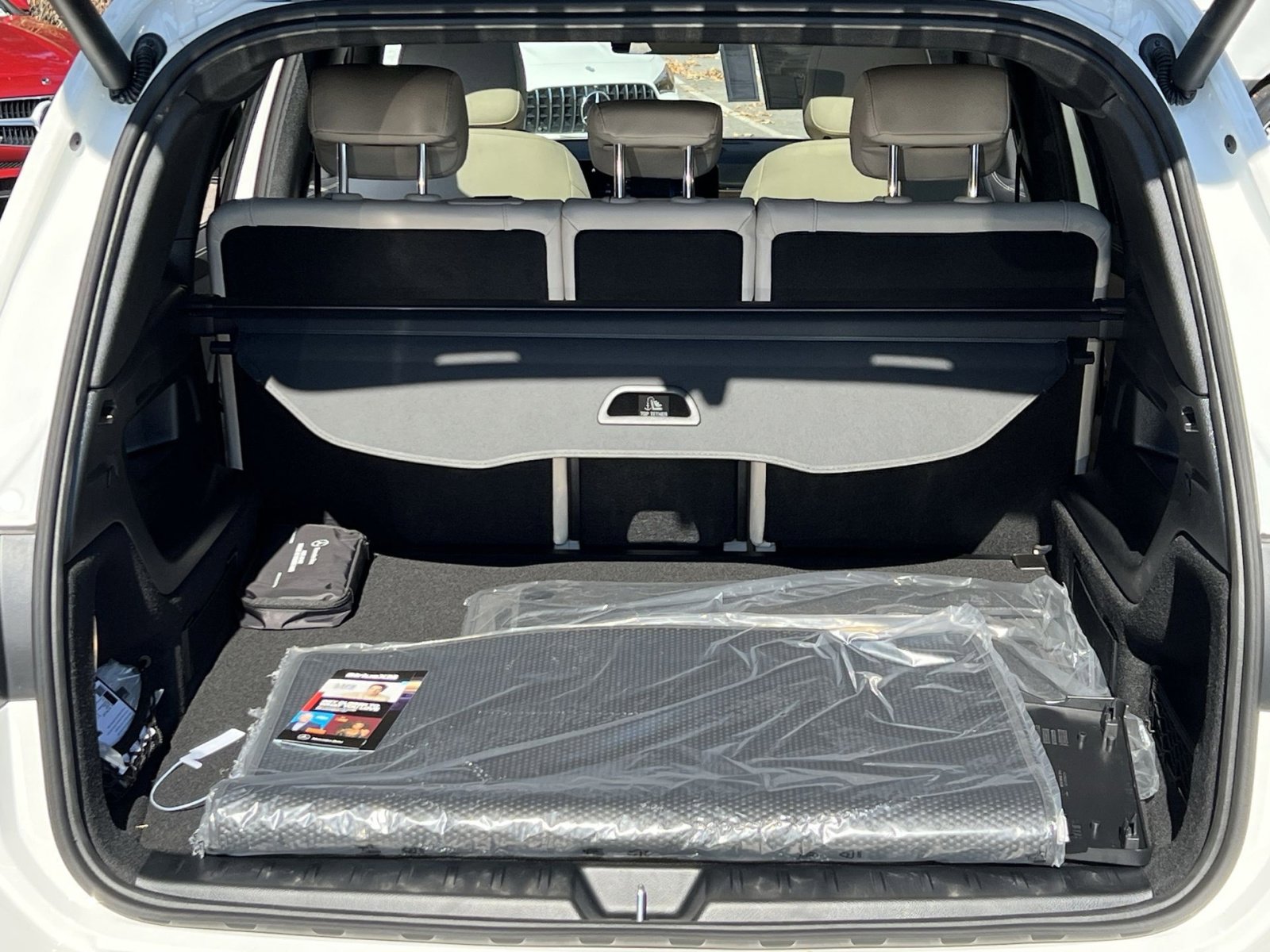 Certified 2026 Mercedes-Benz GLB 250 4MATIC image 24