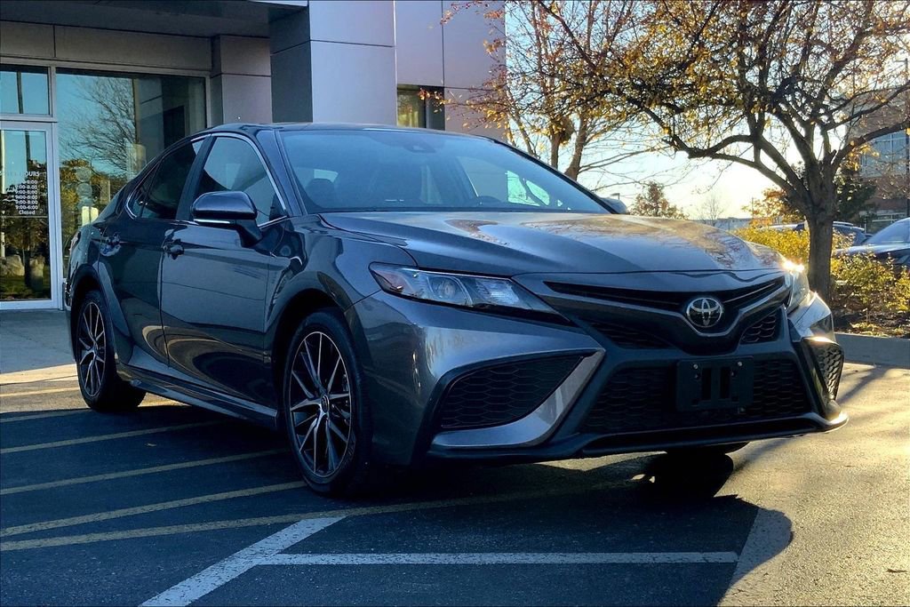 Used 2023 Toyota Camry SE image 38