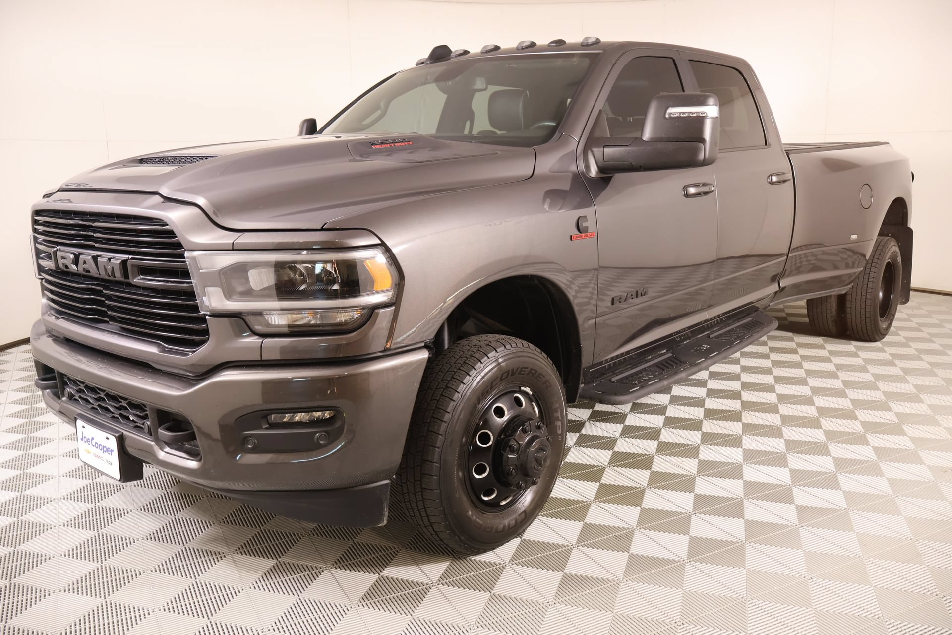 Used 2024 RAM 3500 Laramie w/ Night Edition AWD/4WD image 11