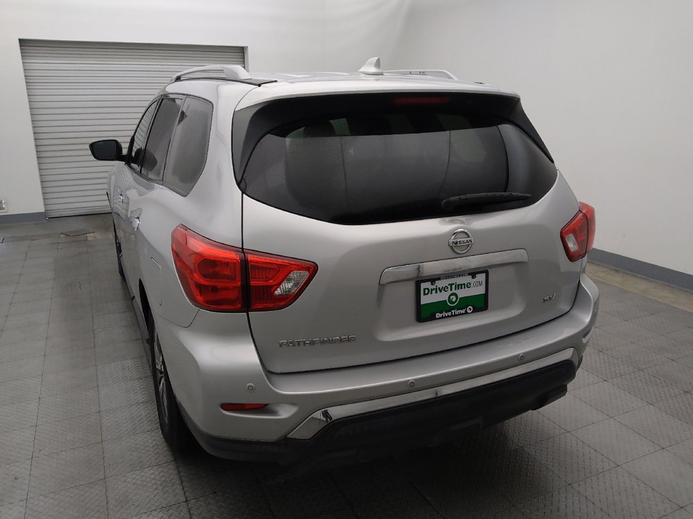 Used 2019 Nissan Pathfinder SV FWD image 6