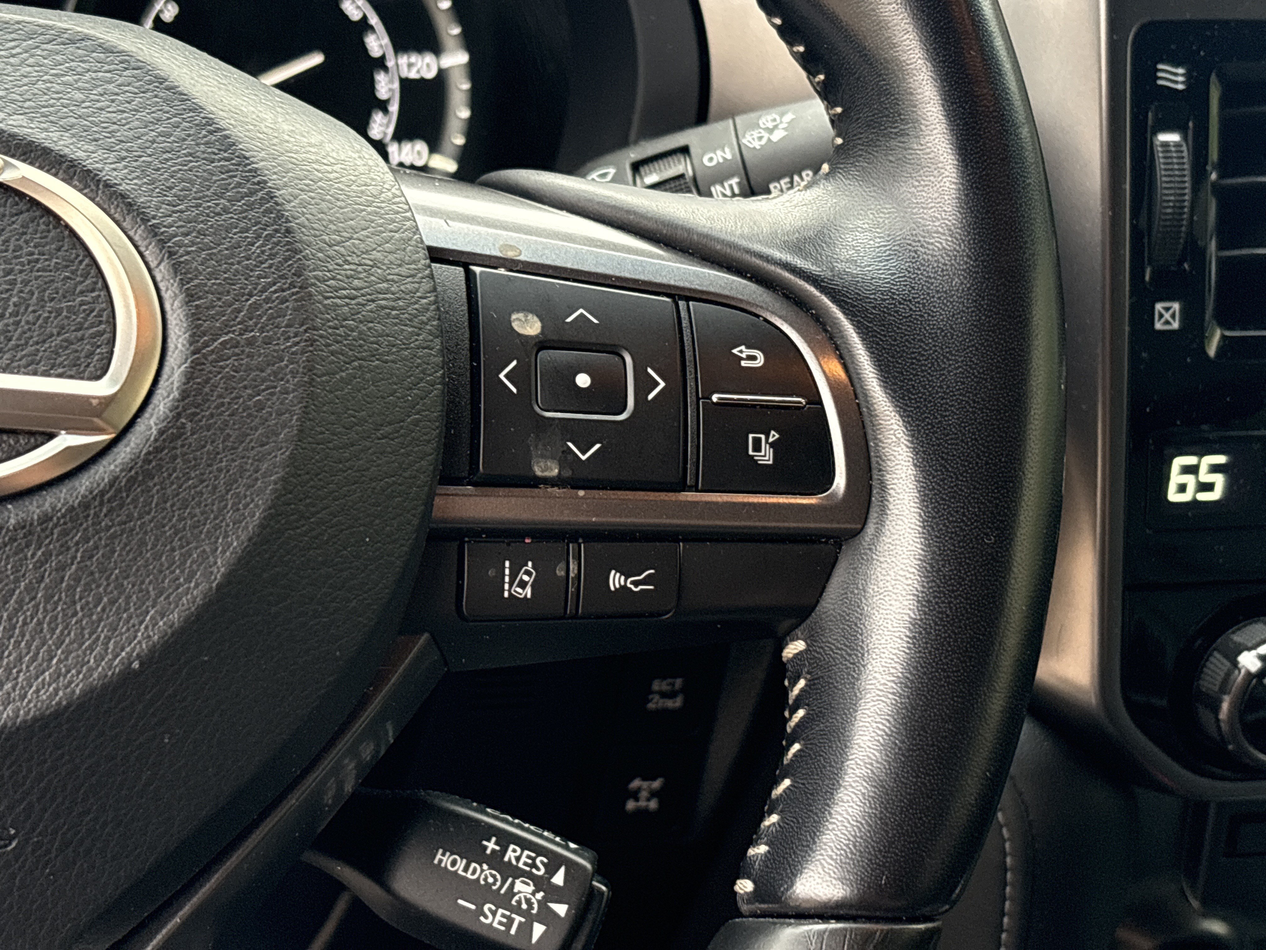 Used 2022 Lexus GX 460 w/ Black Line Special Edition AWD/4WD image 20