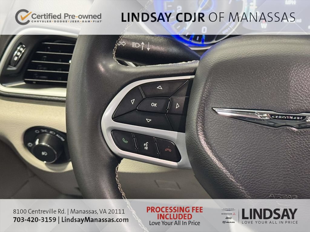 Certified 2023 Chrysler Pacifica Touring-L FWD image 30