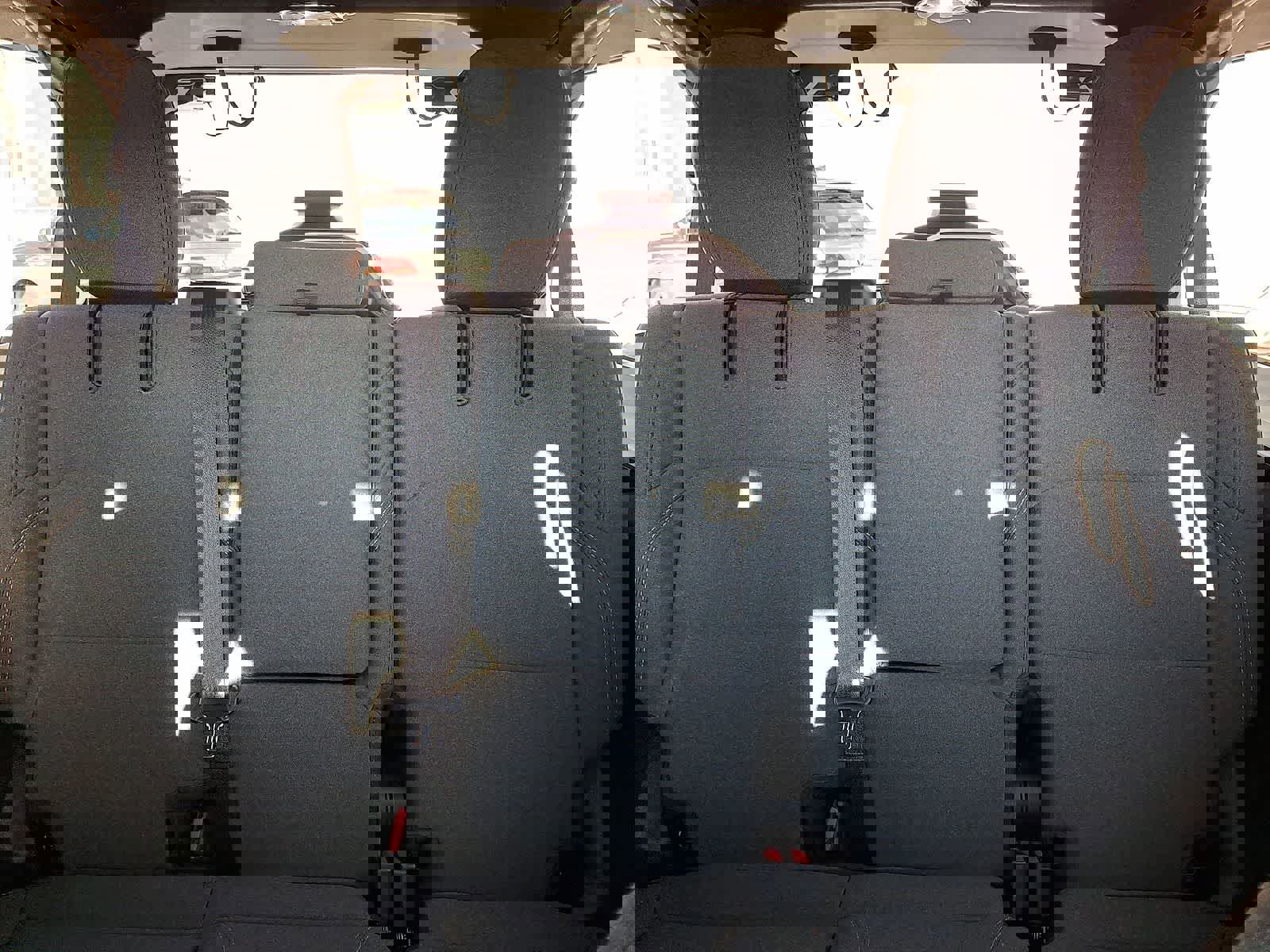 Used 2025 Jeep Wrangler Sahara image 14