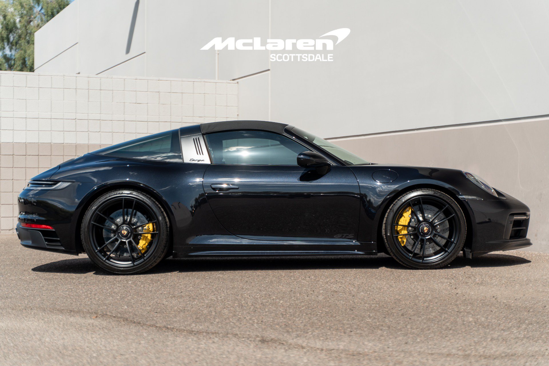 Used 2024 Porsche 911 Targa 4 GTS w/ Premium Package AWD/4WD image 17