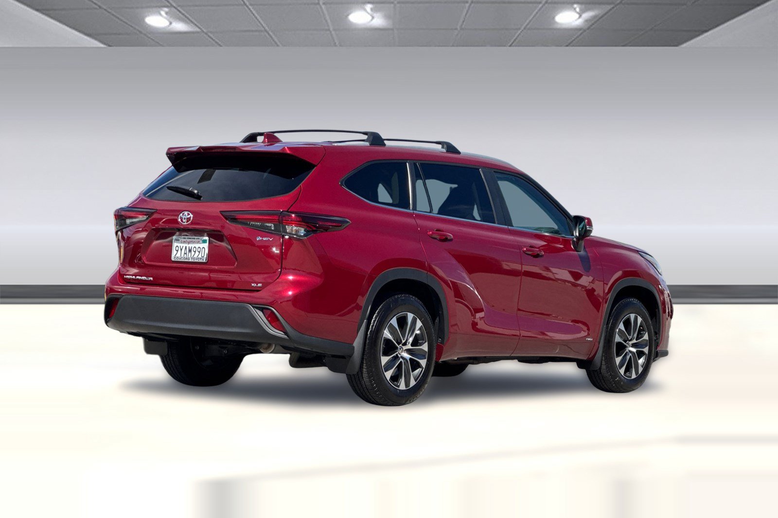 Certified 2026 Toyota Highlander XLE AWD/4WD image 9