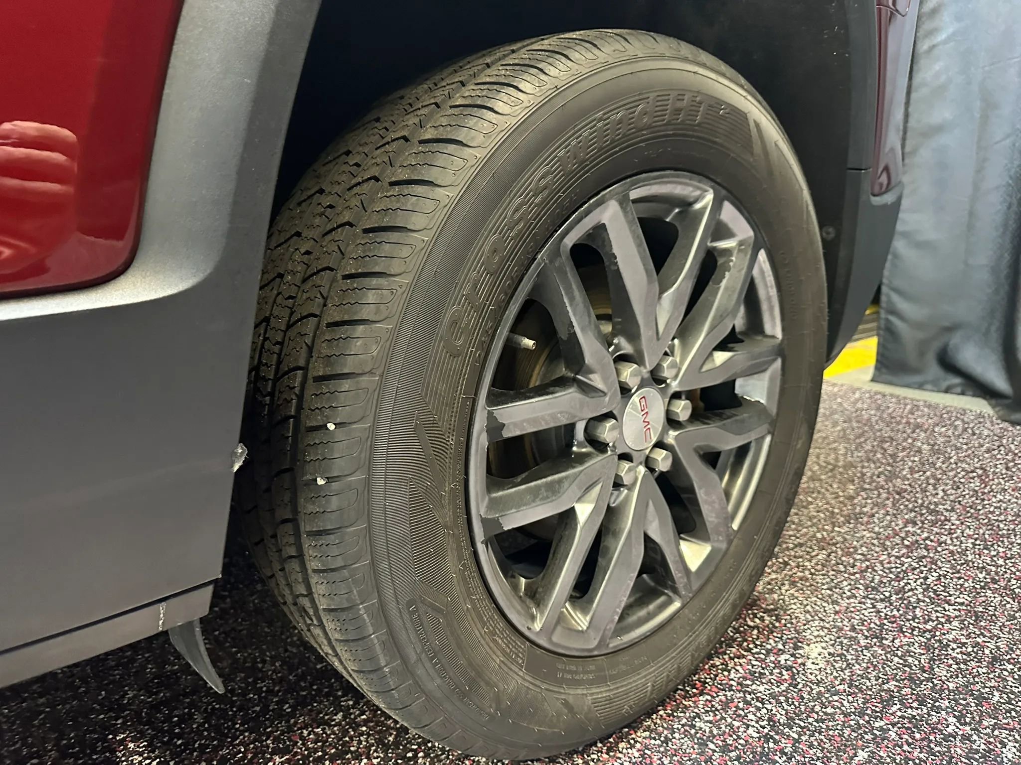 Used 2017 GMC Acadia SLT image 25