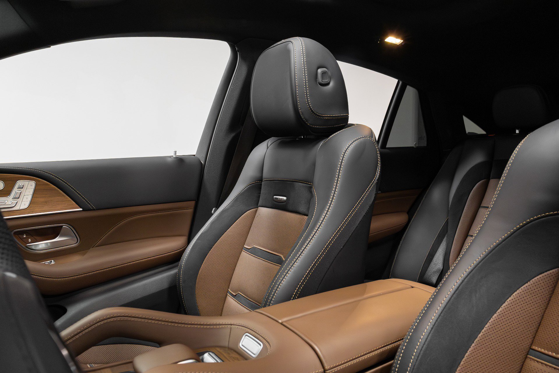 Used 2024 Mercedes-Benz GLE 53 AMG 4MATIC Coupe image 13