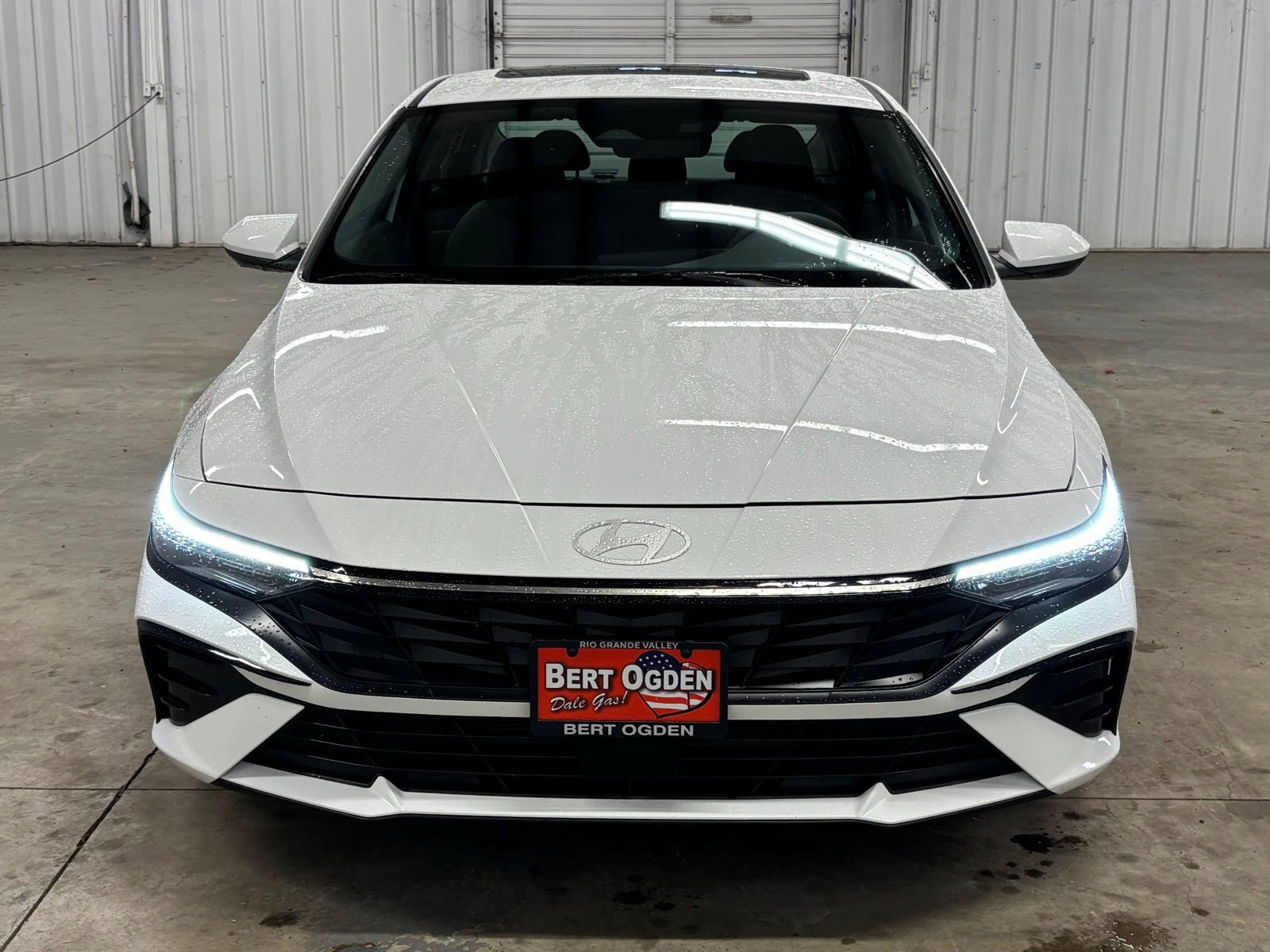 Certified 2024 Hyundai Elantra SEL w/ Convenience Package FWD image 2