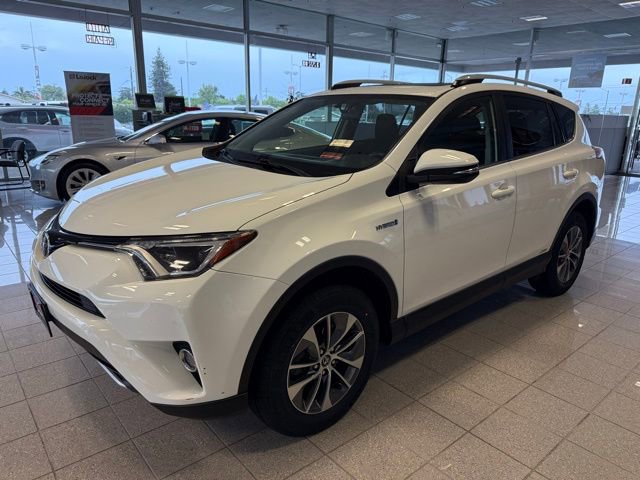 Used 2016 Toyota RAV4 XLE AWD/4WD image 6