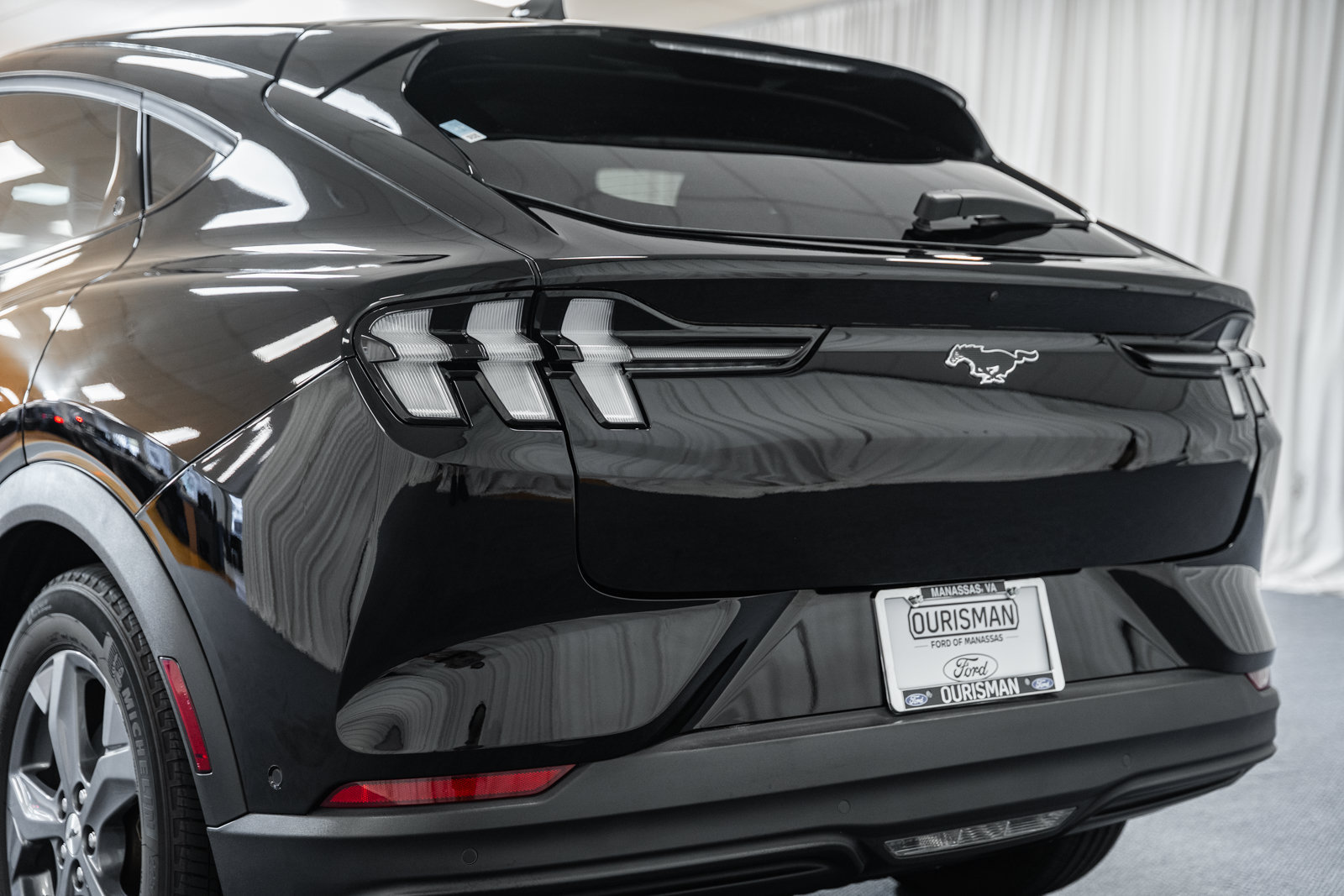 Used 2023 Ford Mustang Mach-E Select RWD image 5