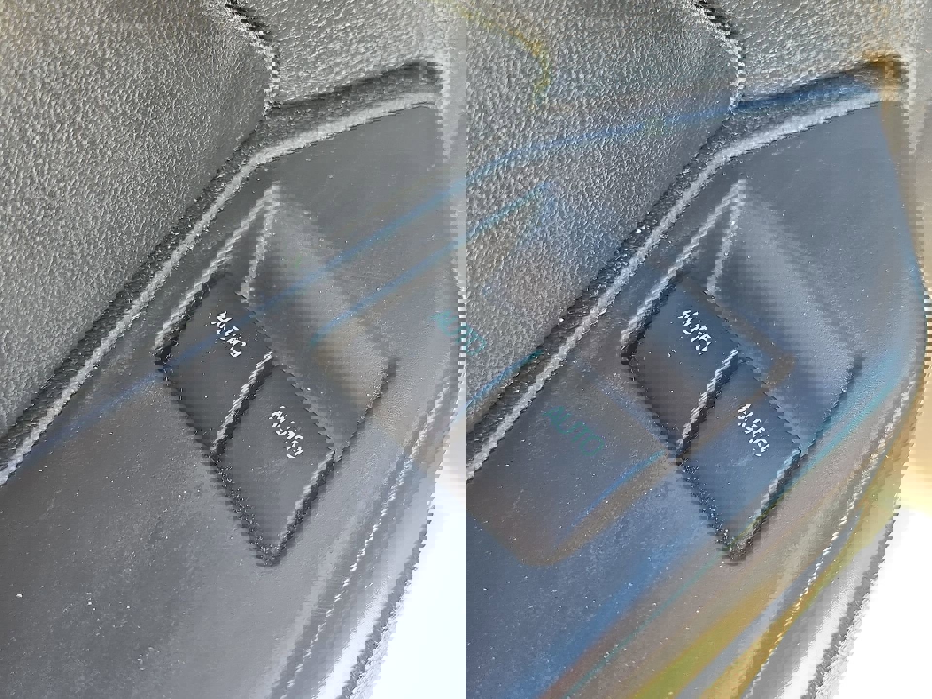 Used 2012 Ford Mustang GT Premium w/ HID Headlamps & Security Pkg image 14