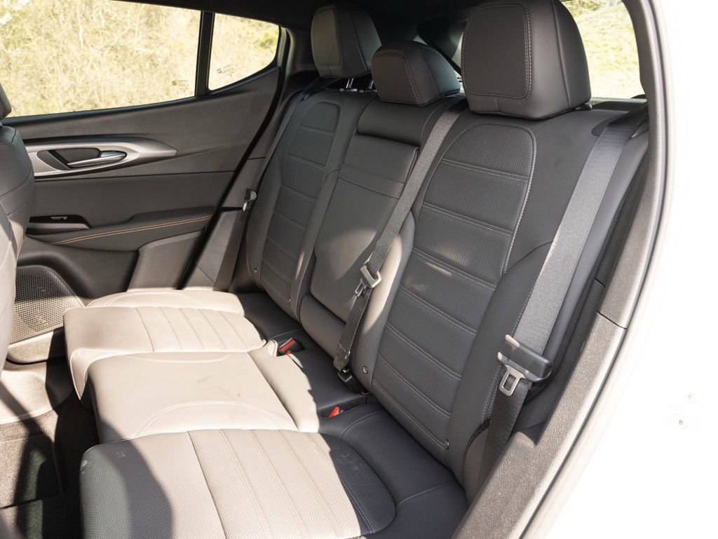 New 2026 Alfa Romeo Tonale w/ Black Premium Package image 45