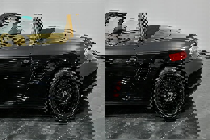 Used 2003 Porsche Boxster S image 7