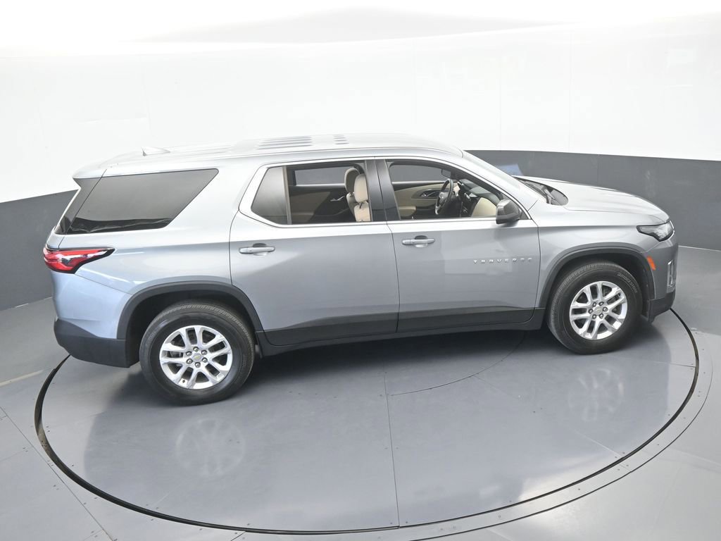 Used 2023 Chevrolet Traverse LS FWD image 50