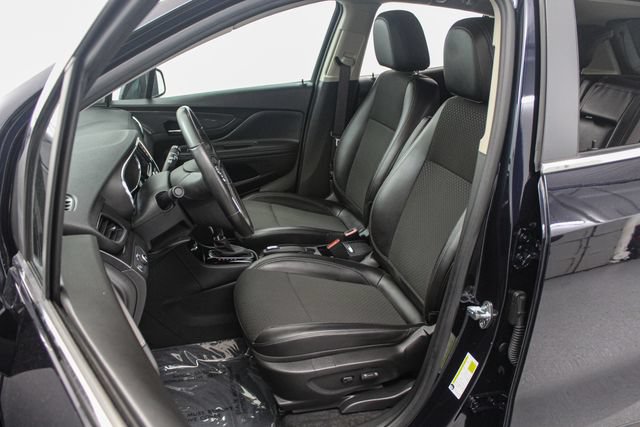 Used 2021 Buick Encore Preferred w/ Safety Package AWD/4WD image 15
