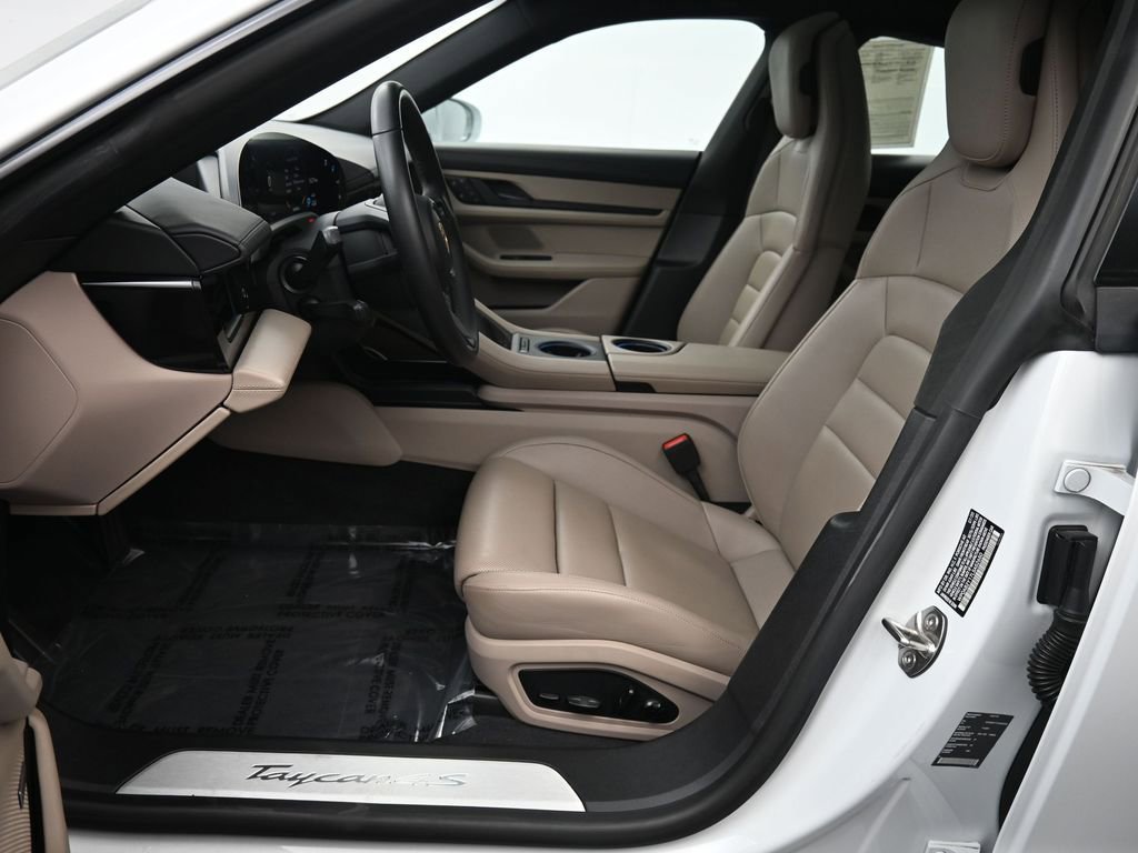 Certified 2020 Porsche Taycan 4S image 10