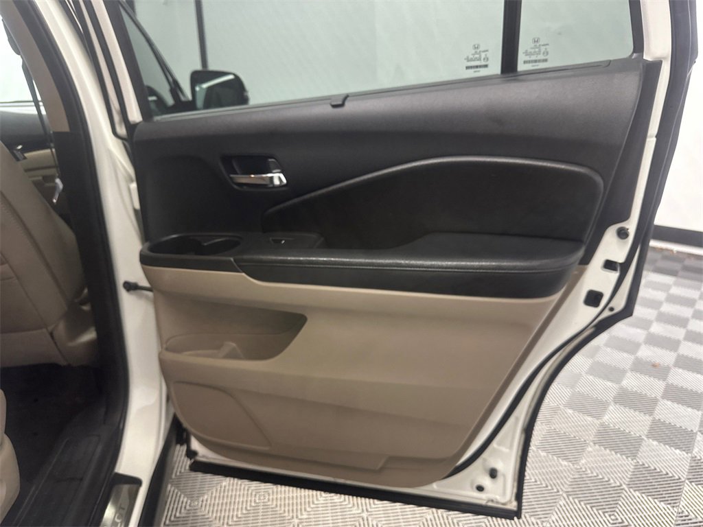 Used 2018 Honda Pilot Touring image 18