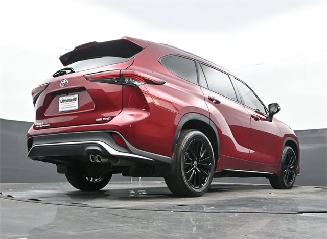 Used 2024 Toyota Highlander XSE image 26