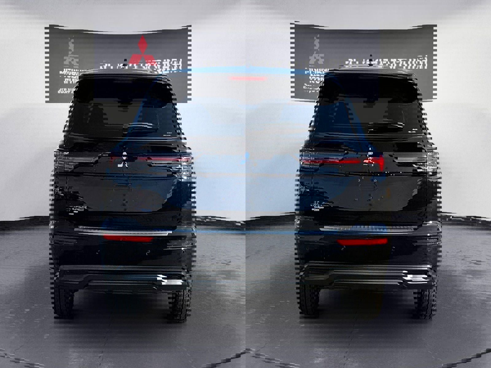 New 2025 Mitsubishi Outlander ES image 4