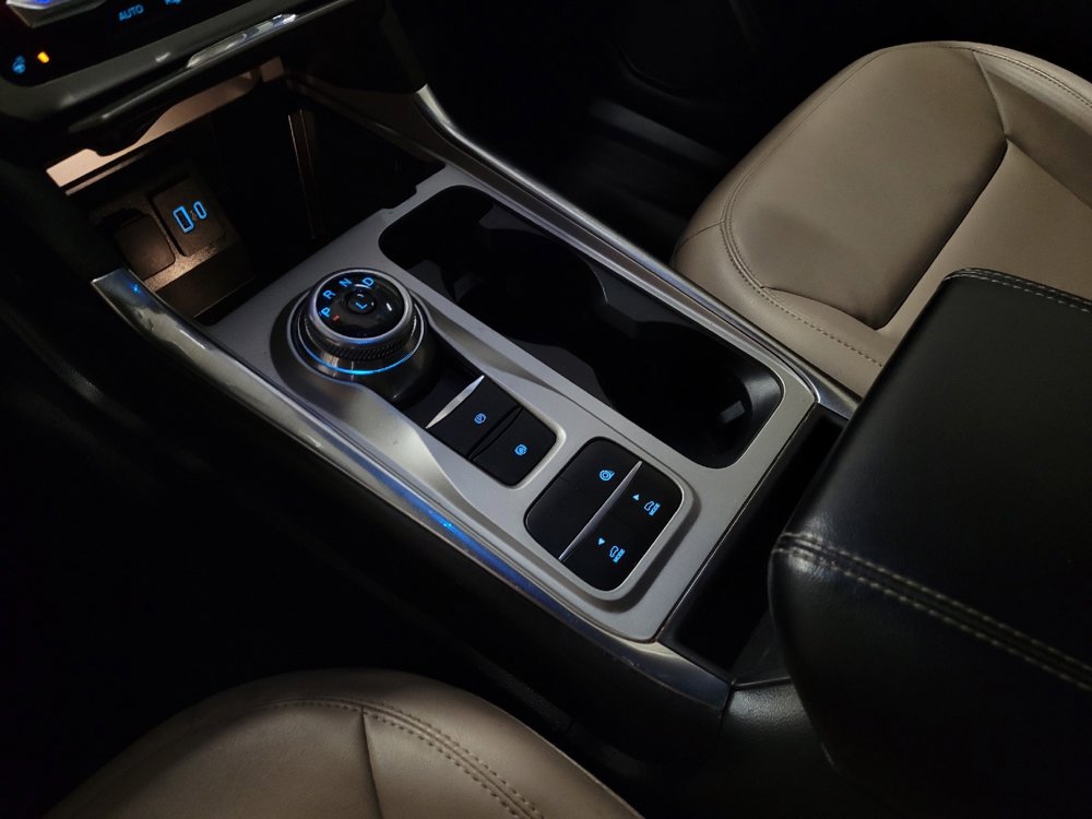 Used 2022 Ford Explorer XLT w/ Equipment Group 202A image 26