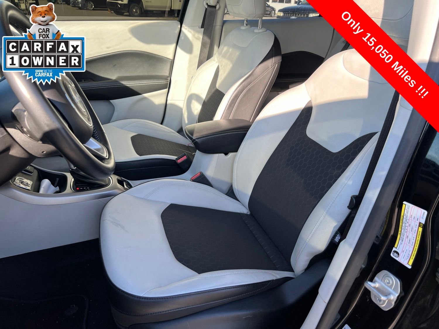 Used 2018 Jeep Compass Latitude w/ Popular Equipment Group FWD image 10