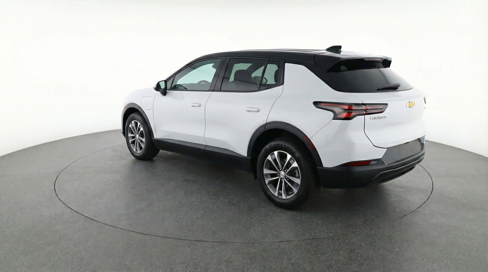 Used 2025 Chevrolet Equinox LT image 6