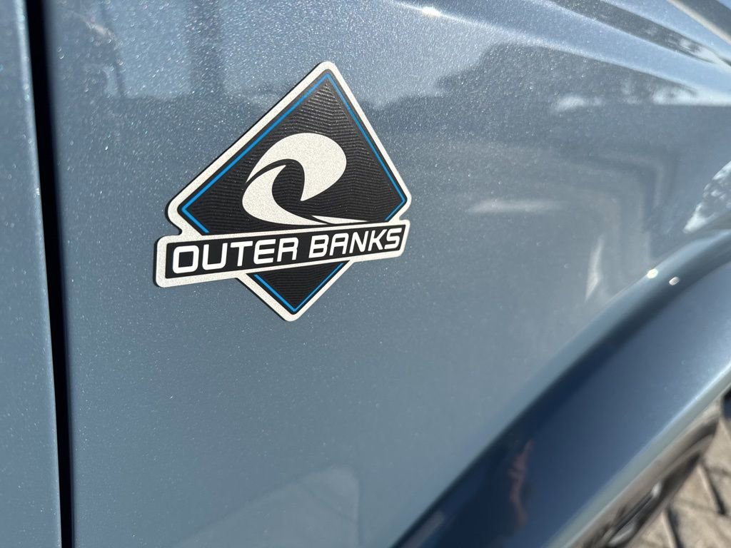 Used 2025 Ford Bronco Outer Banks image 5