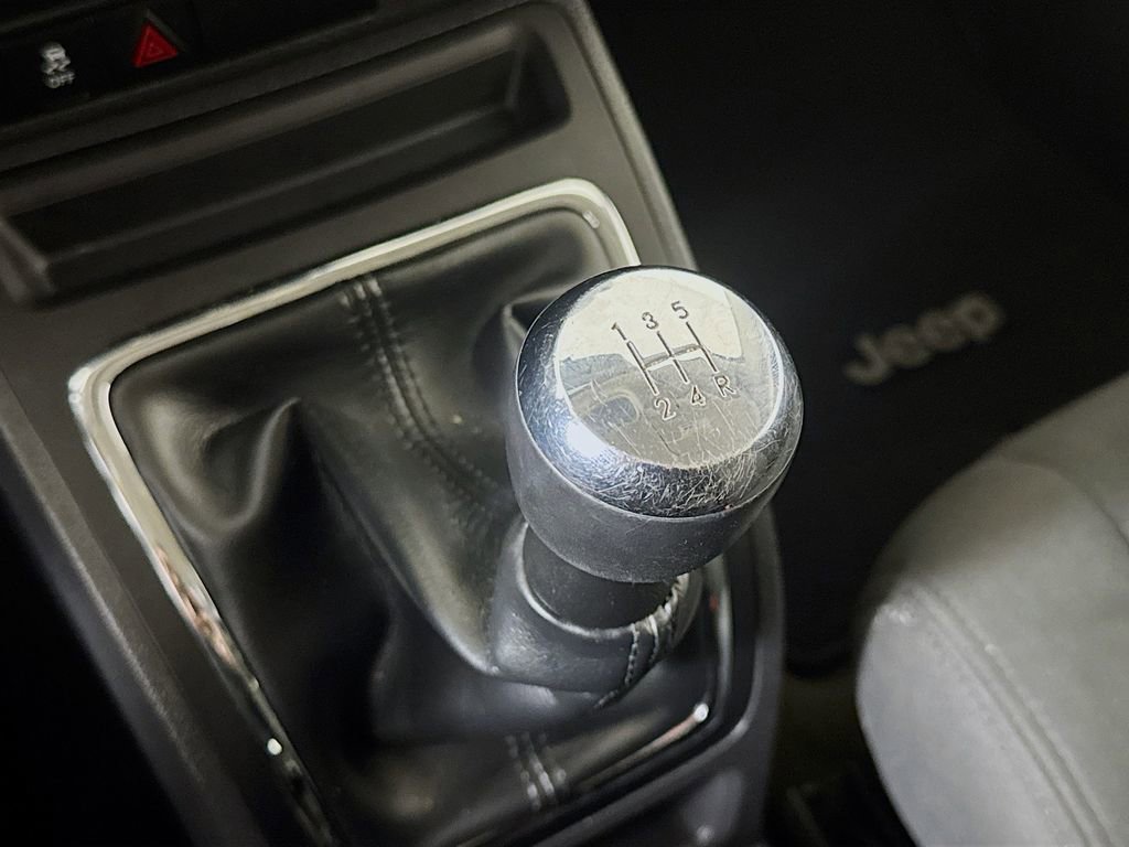 Used 2017 Jeep Compass Sport w/ Power Value Group image 12