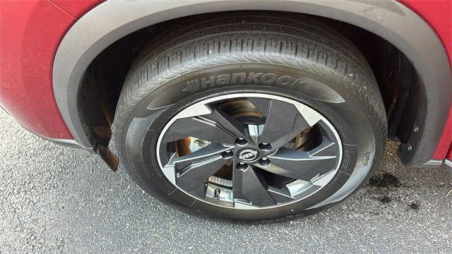 Used 2024 Nissan Rogue SV image 31