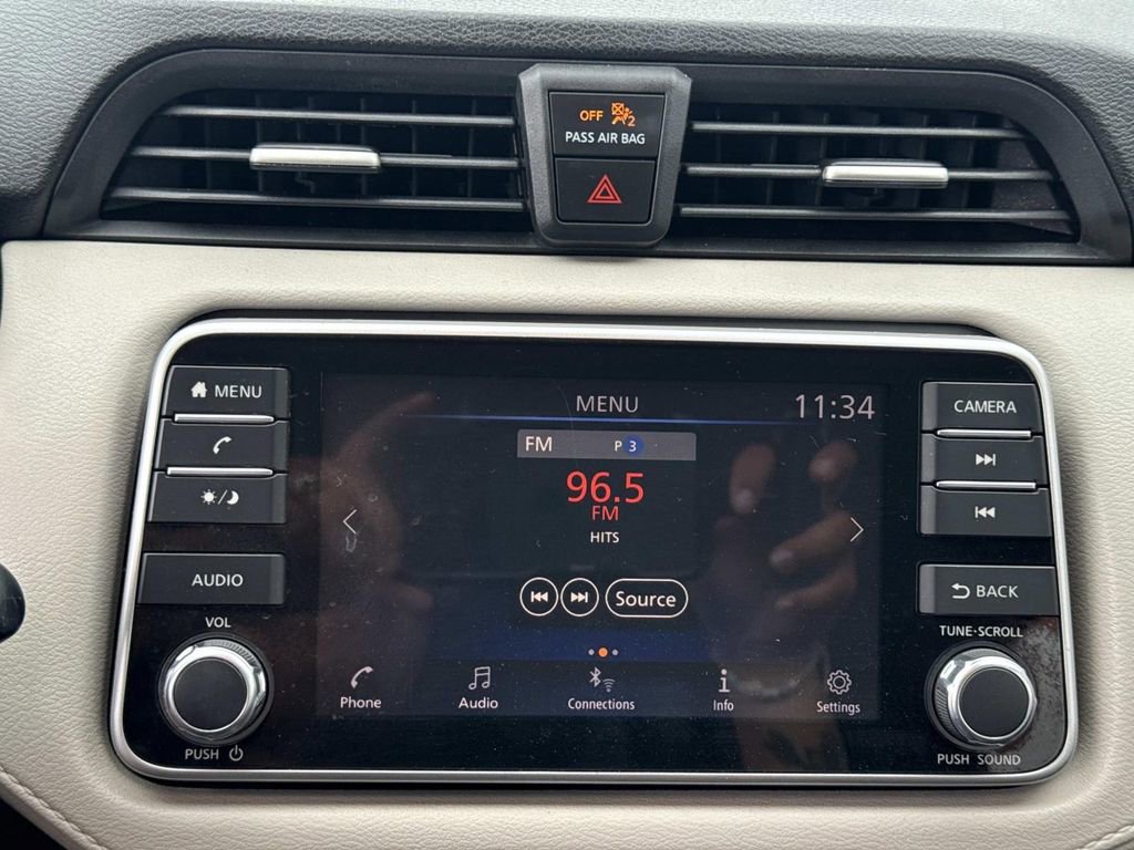 Certified 2021 Nissan Versa SV image 20