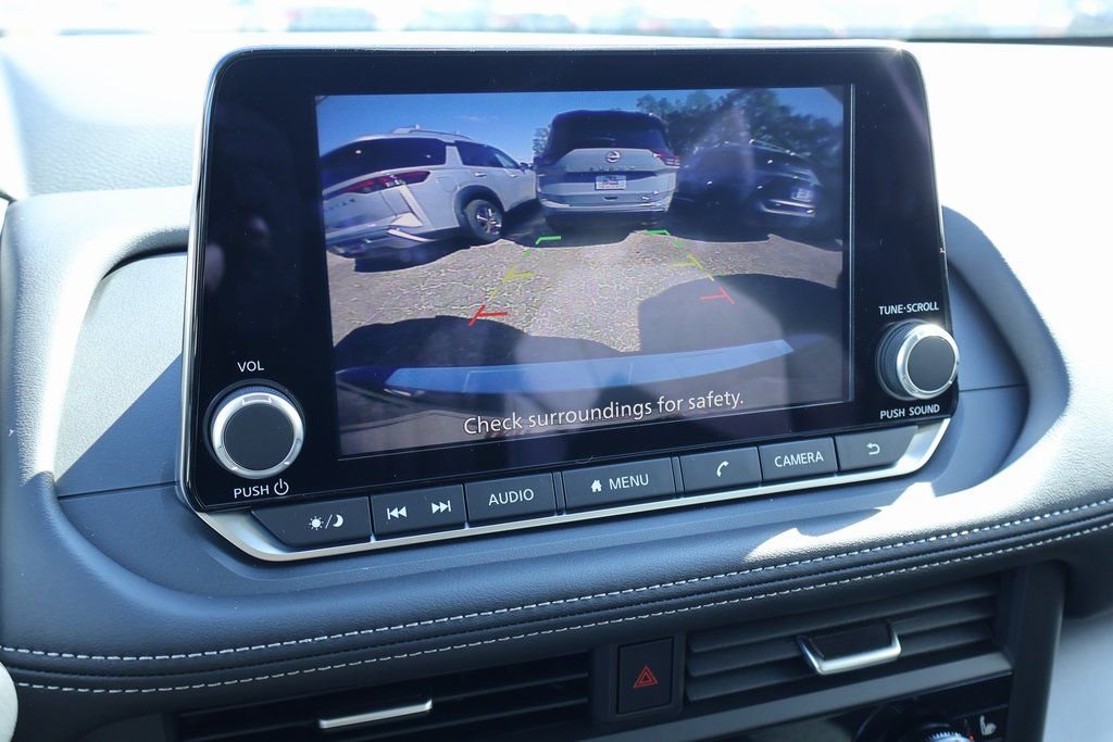 New 2026 Nissan Rogue SV image 4