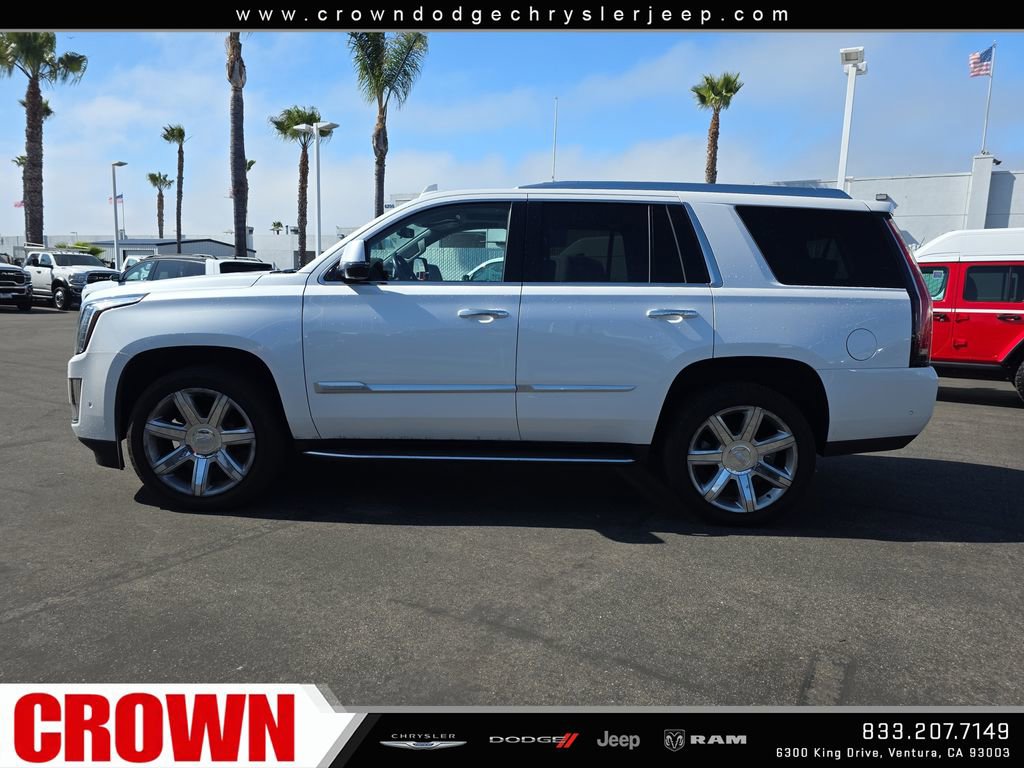 Used 2020 Cadillac Escalade Luxury RWD image 4