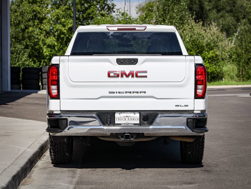 Used 2023 GMC Sierra 1500 SLE AWD/4WD image 4