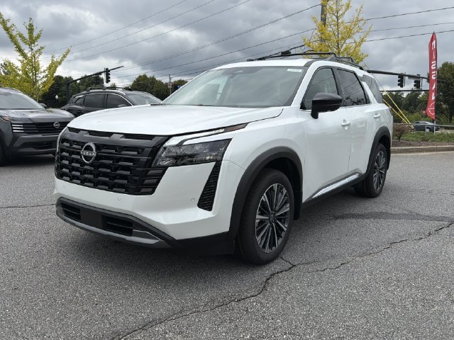 New 2026 Nissan Pathfinder Platinum AWD/4WD image 9