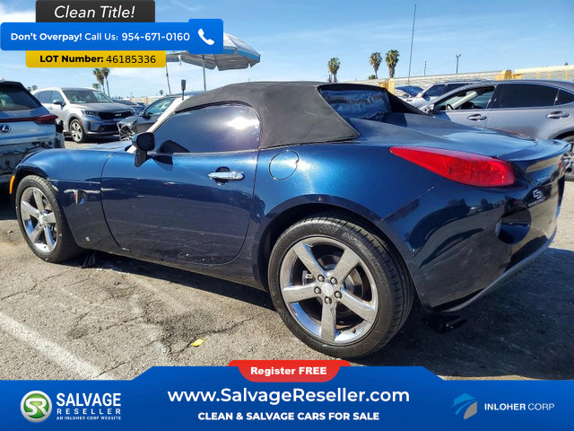 Used 2007 Pontiac Solstice Roadster w/ Preferred Package image 3