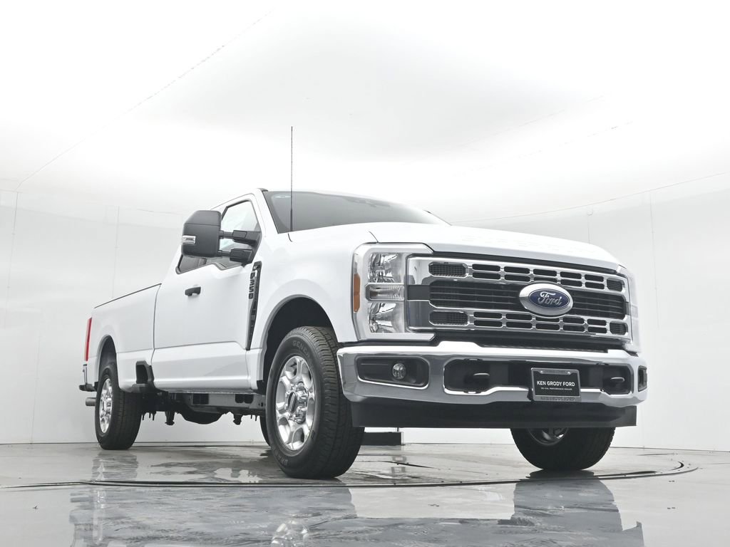 New 2026 Ford F350 XLT image 45
