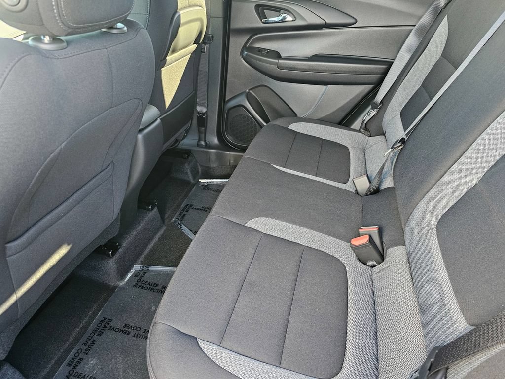 New 2026 Chevrolet TrailBlazer LT w/ Midnight Edition FWD image 18