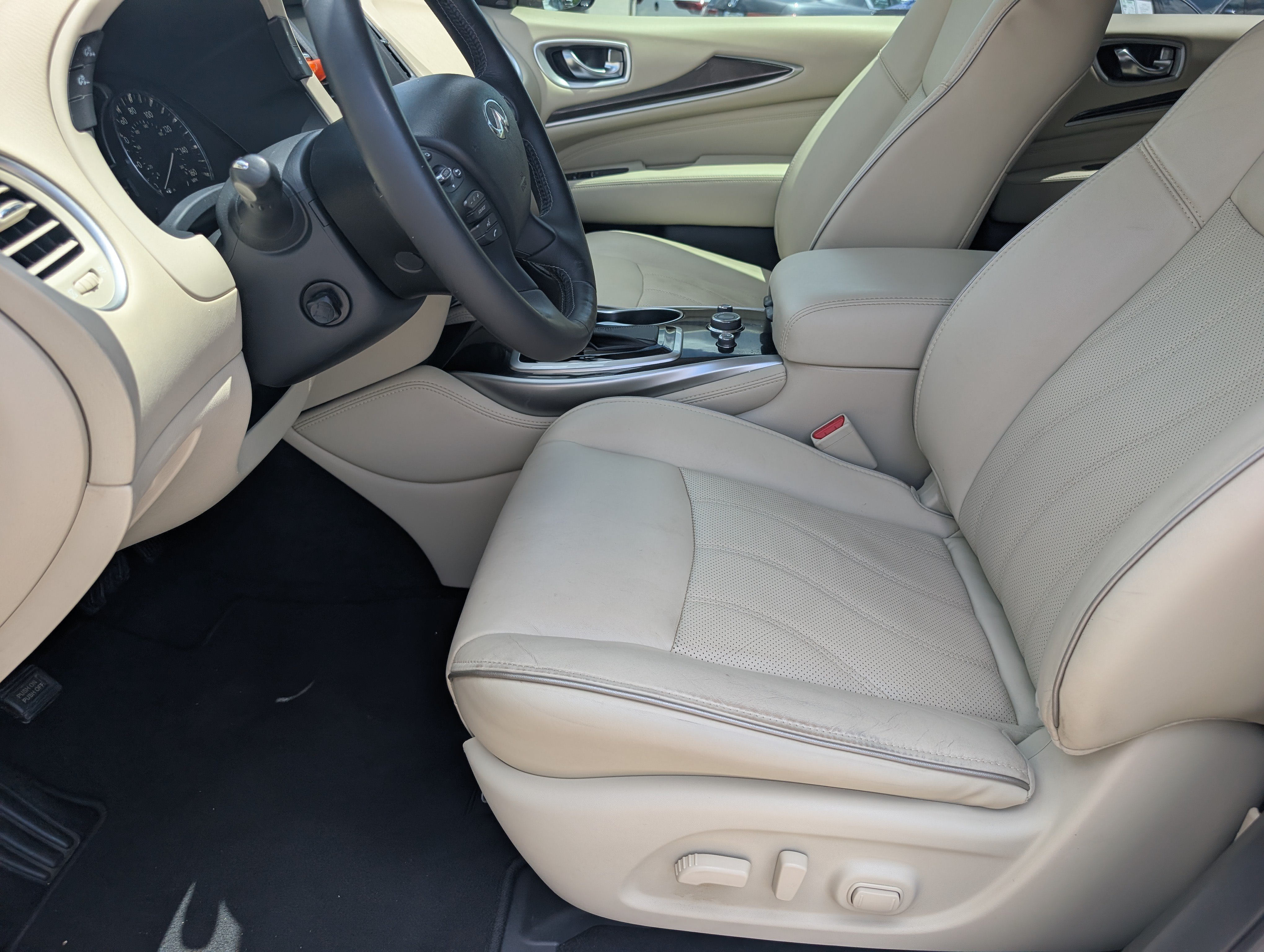Used 2020 INFINITI QX60 Luxe w/ Essential Package AWD/4WD image 9