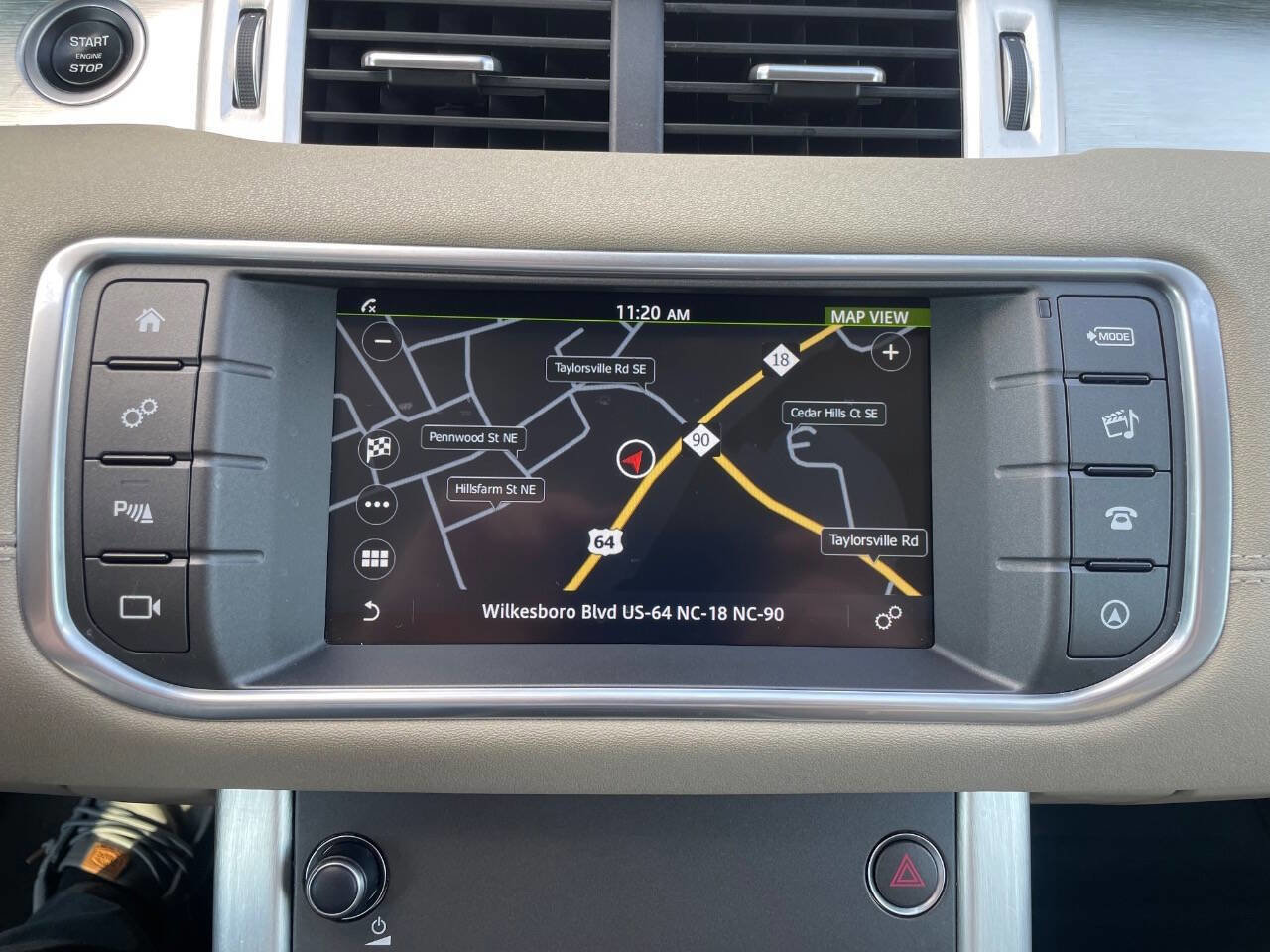 Used 2017 Land Rover Range Rover Evoque SE AWD/4WD image 25