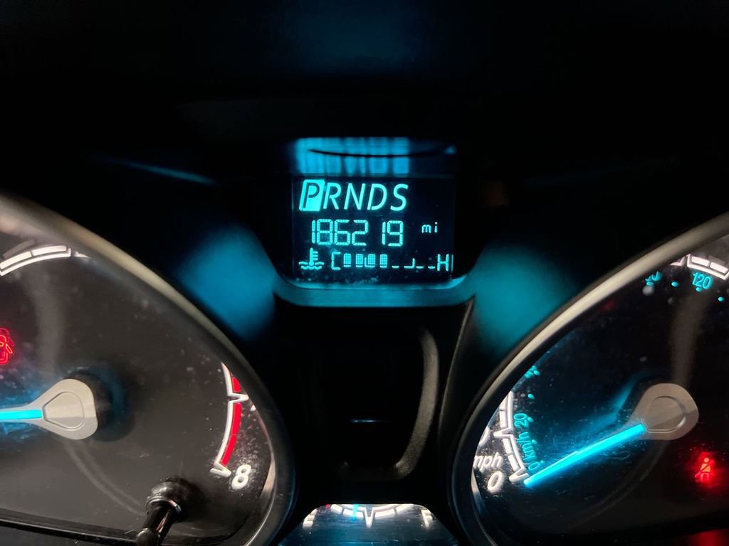 Used 2016 Ford Fiesta Titanium FWD image 13