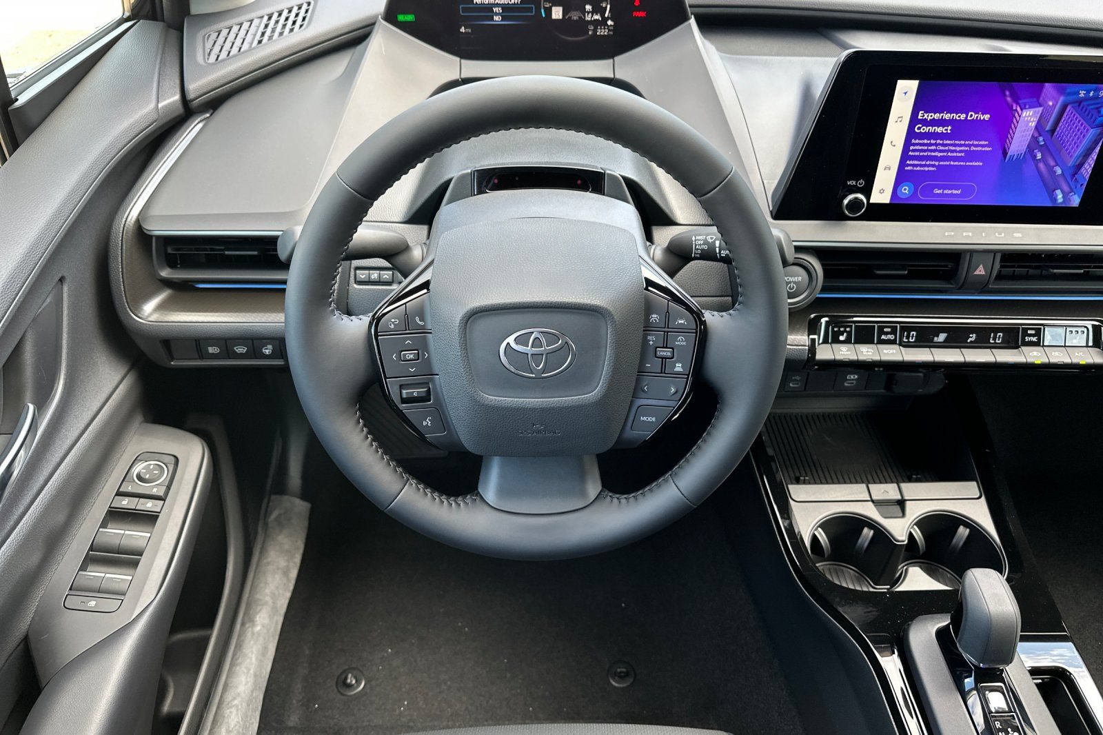 New 2027 Toyota Prius Plug-In Hybrid FWD image 16