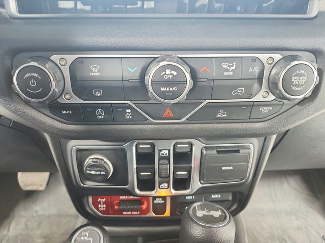Used 2025 Jeep Wrangler Unlimited Sport AWD/4WD image 31