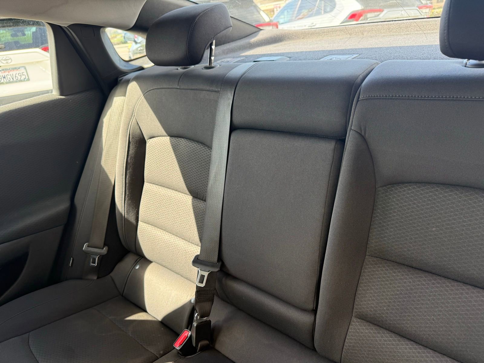 Used 2022 Chevrolet Malibu LT image 28