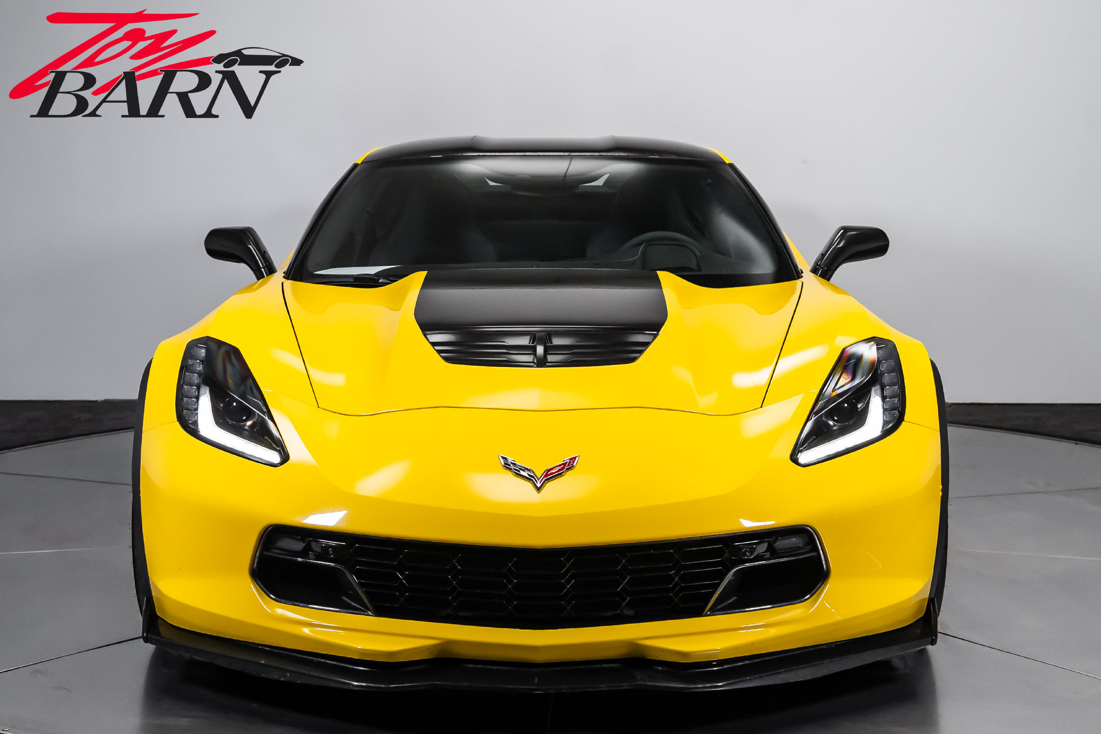 Used 2016 Chevrolet Corvette Z06 w/ 3LZ Preferred Equipment Group RWD image 16