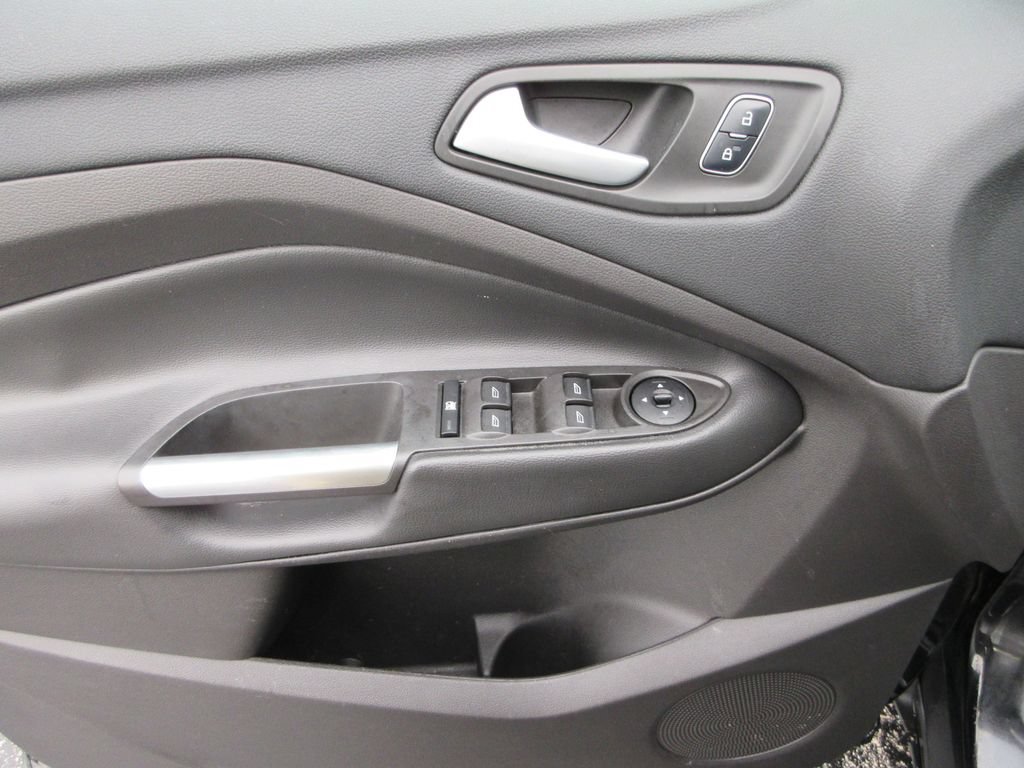 Used 2018 Ford Escape SE AWD/4WD image 22