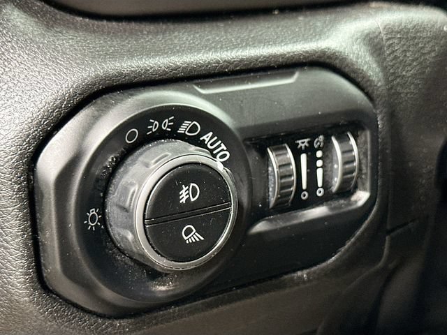 Used 2020 Jeep Gladiator Sport w/ Quick Order Package 24S AWD/4WD image 11