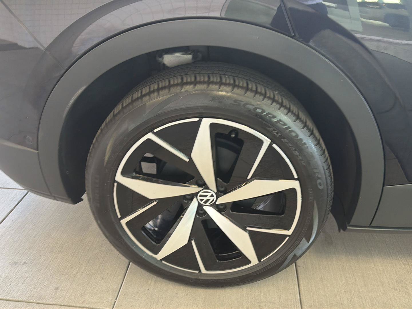 Used 2023 Volkswagen ID.4 Pro S AWD/4WD image 11