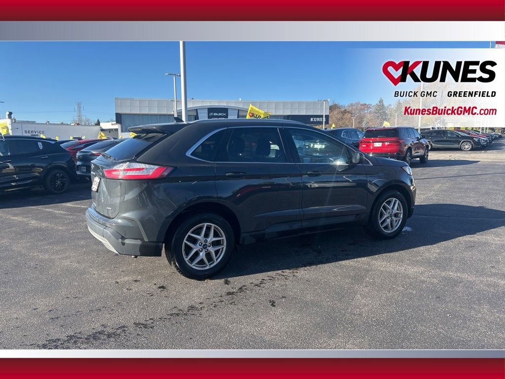 Used 2021 Ford Edge SEL w/ Convenience Package image 5