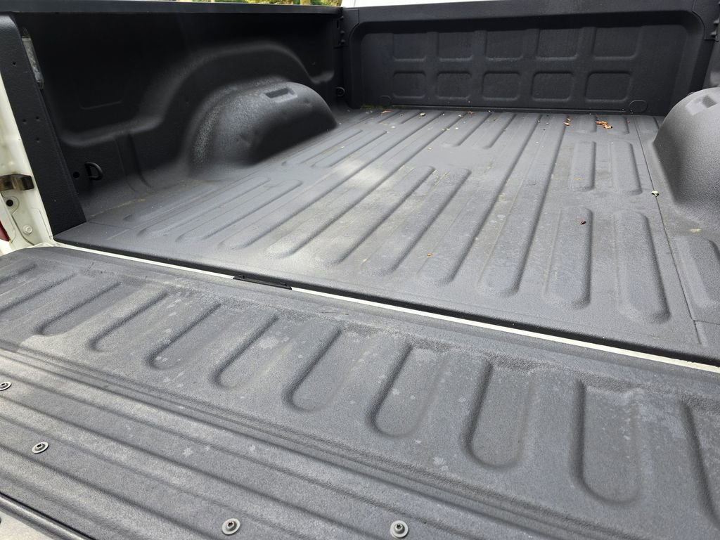 Used 2016 RAM 3500 Laramie w/ Sport Appearance Group image 17